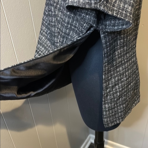 Z Classiques Entier Women’s Large Black and White Sailor Collar Blouse - Picture 5 of 6